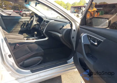 2014 Nissan Altima 2.5/2.5 S/2.5 Sl/2.5 Sv из США, поврежденный, VIN 1N4AL3AP3EN350313